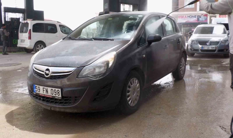 Van’daki oto yıkamacılarda çamur yoğunluğu