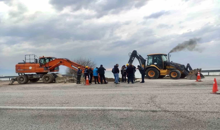 VASKİ ana su hattındaki arızaları giderdi