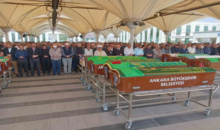 Vefat eden oyuncu Leyla Okay son yolcuğuna uğurlandı