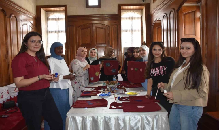 Yabancı öğrencilerle renkli workshop etkinliği