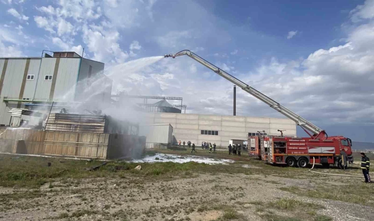 Yağ üretim tesisinde korkutan yangın