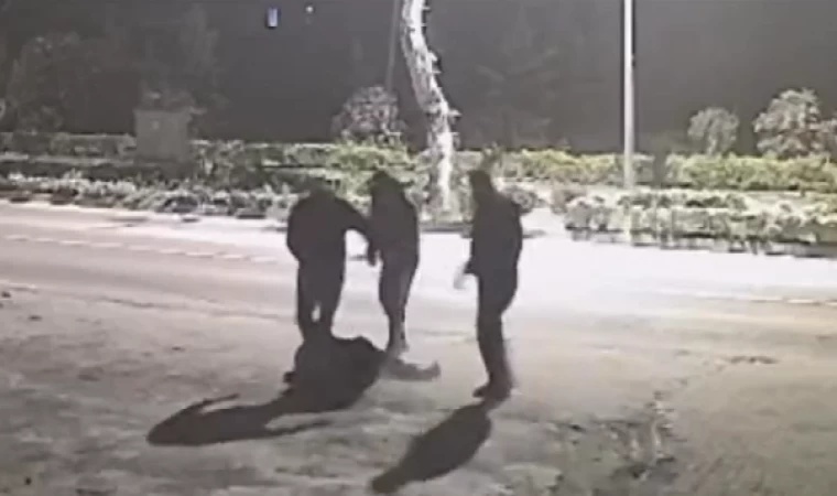 Yalova’da 4 kişinin saldırısına uğrayan genç defalarca bıçaklandı