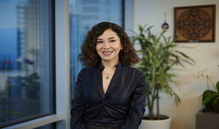 Yoğun ilgi gören ‘L’Oréal Türkiye 50+ Tekno Kadın Guru Programı’ mezunlarını verdi