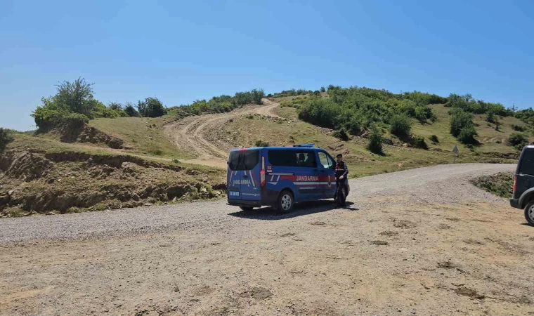 3 kişiyi av tüfeğiyle yaralayarak kaçan şahıs jandarma ile girdiği çatışmada etkisiz hale getirildi