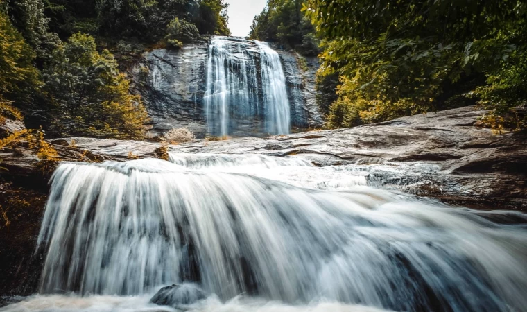 AK Parti İlçe Başkanı Turgut’tan belediyeye zam tepkisi: ”Bu karar sosyal belediyecilik anlayışıyla bağdaşmamaktadır”