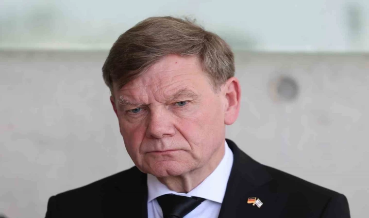 Almanya Dışişleri Bakanı Wadephul: ”(İsrail’in Gazze saldırıları) Ateşkes için ciddi müzakerelere geri dönülmesi çağrısında bulunuyoruz”