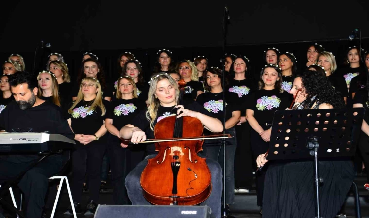 Anneler, eğitim için sahne aldı