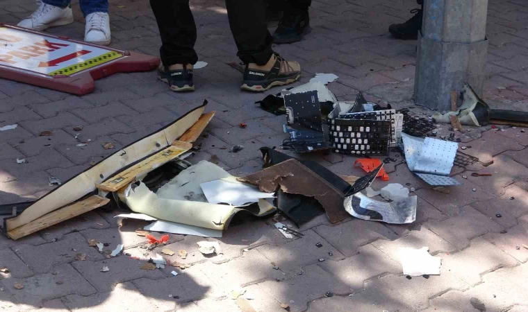 Antalya’da şüpheli çantadan bilgisayar klavyesi çıktı