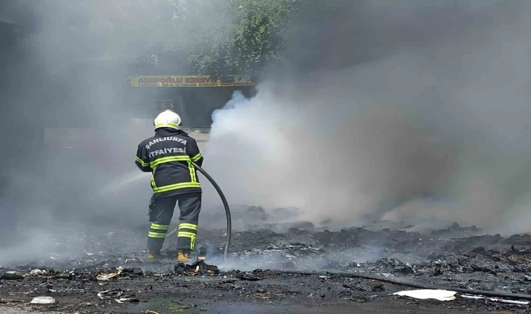Atık madde yangını itfaiye tarafından söndürüldü