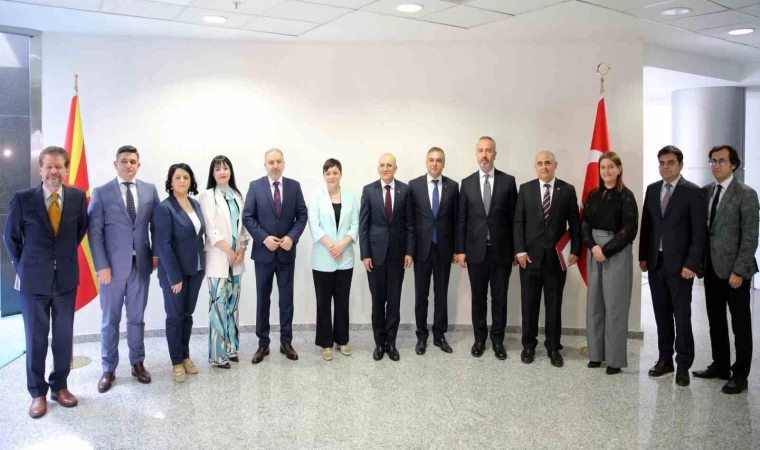 Bakan Şimşek, Kuzey Makedonya Maliye Bakanı Kochoska ile bir araya geldi