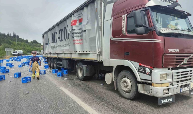 Balıkesir-Bursa yolunda iki tır çarpıştı