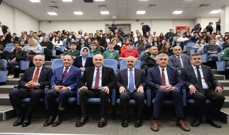 Başkan Özlü ”Ne olursan ol, en iyisi ol”