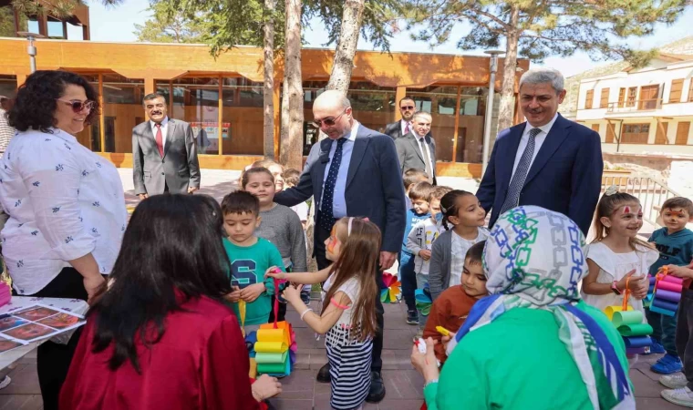 Başkan Pekyatırmacı: ”Tüm öğrencilerimizi atölyelerimizden yararlandırıyoruz”