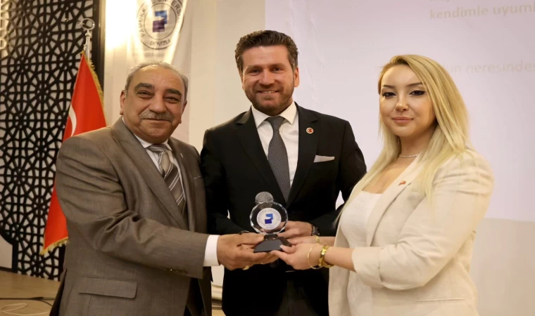 Başkan Tatık üniversiteli gençlere başarıya giden yolu anlattı