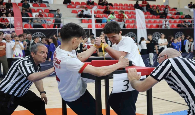 Bilek Güreşi Yıldızlar Grup Müsabakaları başladı