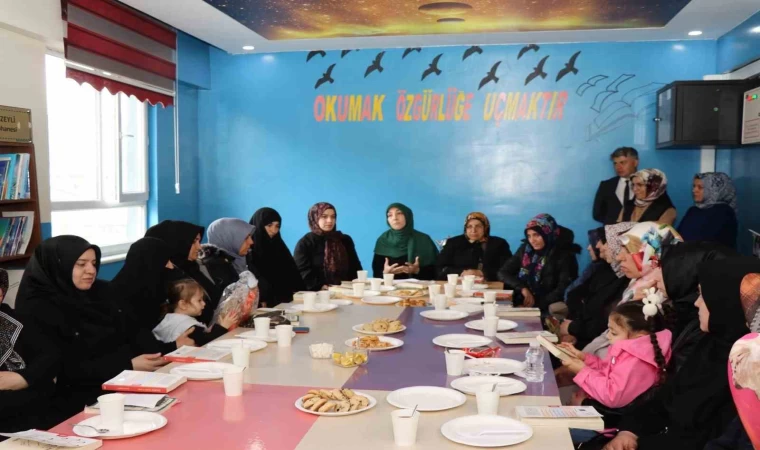 Bu defa veliler kitap okudu