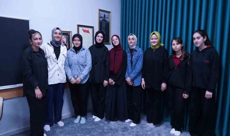 Bursa’da İmam Hatip öğrencilerinden dijital çağa ayak uyduran proje