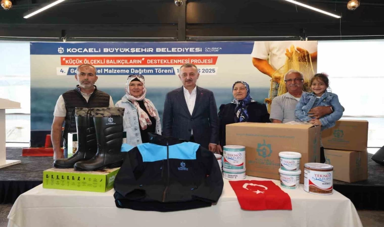 Büyükşehir son 4 yılda bin 229 balıkçıya malzeme desteği verdi