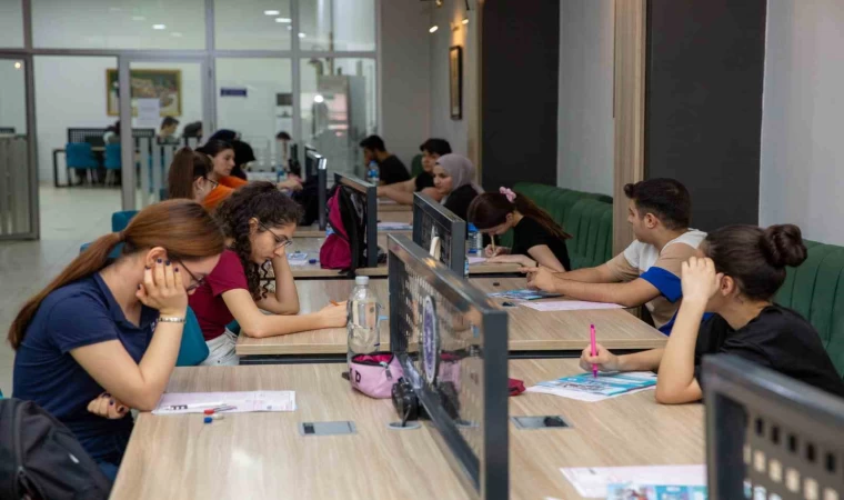 Büyükşehir’den üniversite adaylarına sınav provası