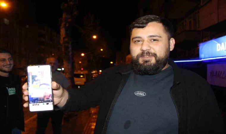 Canlı yayında oyun oynarken yıldırım düştü: O anlar kamerada