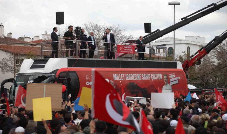 CHP Genel Başkanı Özel: ”Ekrem başkanı içeride tutmanın bedeli 2.2 trilyon”