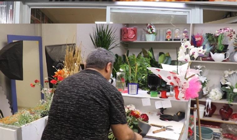 Çiçekçilerde yoğunluk yaşandı