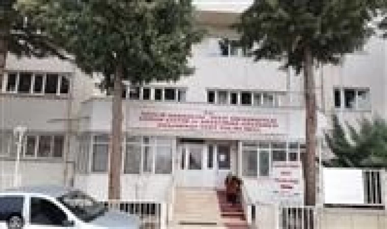 Çorum’da deprem dayanıklılığı yetersiz bulunan semt polikliniğindeki birimler taşındı