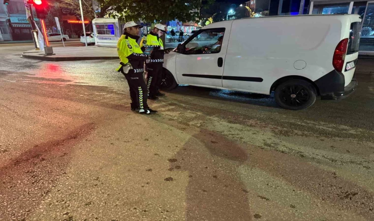 Çorum’da polis ekiplerinden ehliyet kemeri uygulaması