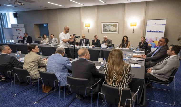 Dijital Dönüşüm ve İnsan Odaklı Liderlik Zirvesi için geri sayım başladı