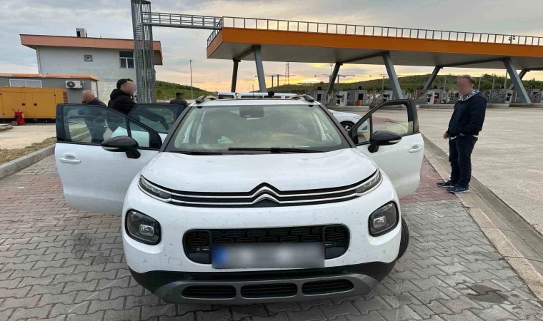 Düzensiz göçmenleri yasa dışı yollarla taşıyan organizatör yakalandı