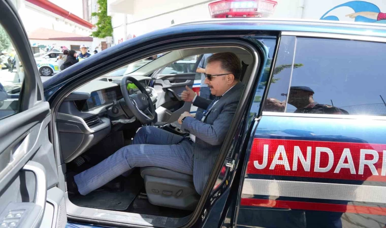 Edremit’te TOGG, Jandarma’nın hizmetine girdi