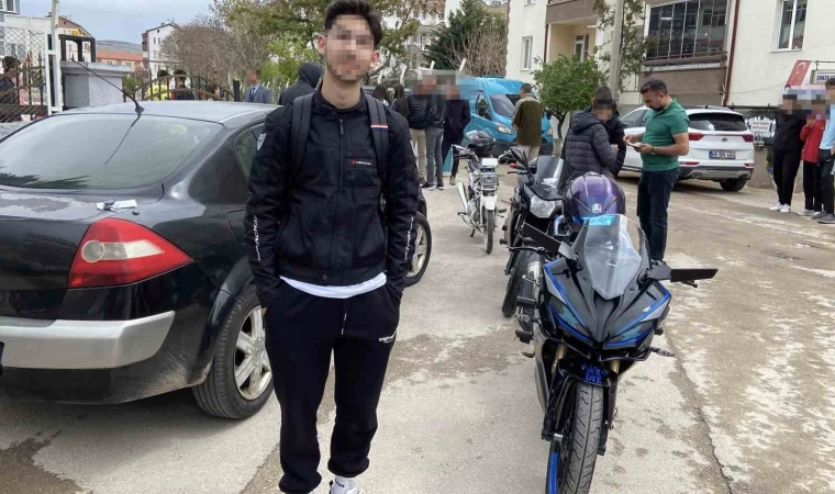 Ehliyetsiz motosiklet sürücüsüne 25 bin 956 lira ceza