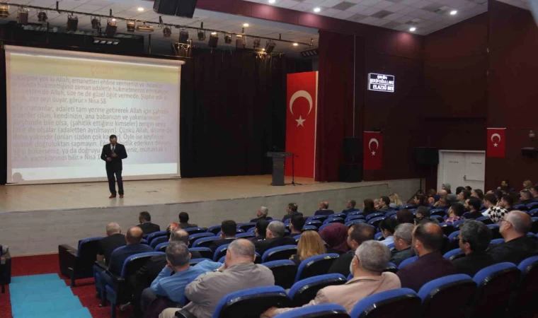 Elazığ’da ’Kamu Etik Kuralları Eğitimi’ konulu seminer düzenlendi