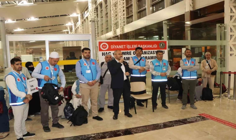 Elazığ’dan ilk hac kafilesi dualarla uğurlandı