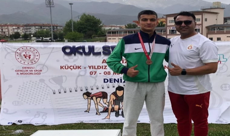 Erzincanlı atlet Türkiye üçüncüsü oldu