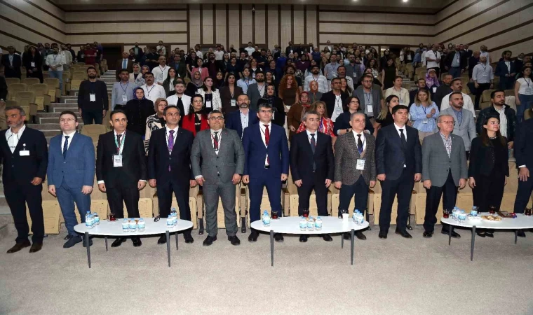 Erzurum’da ”Beyin ölümü tespiti ve donör bakımı farkındalık” sempozyumu düzenlendi