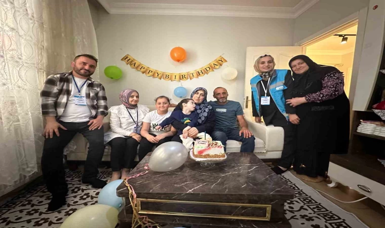 Esenyurt’ta özel çocuklara doğum günü sürprizi