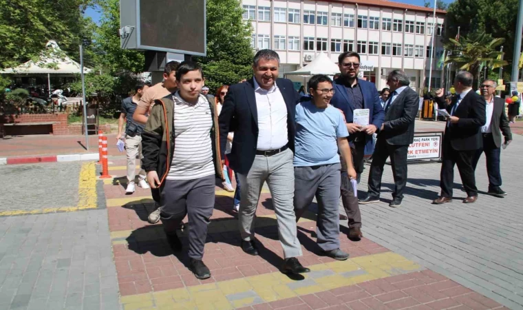 Gediz’de Engelliler Haftası farkındalık standıyla başladı