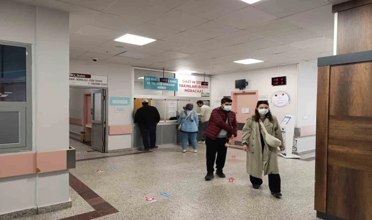 Hastane yönetimi şehit ailesi ve gazileri unutmadı