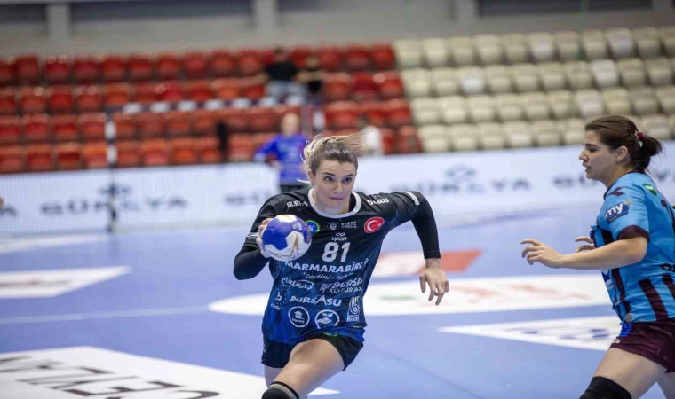 HDI Sigorta Kadınlar Türkiye Kupası şampiyonu Bursa Büyükşehir Belediyesi