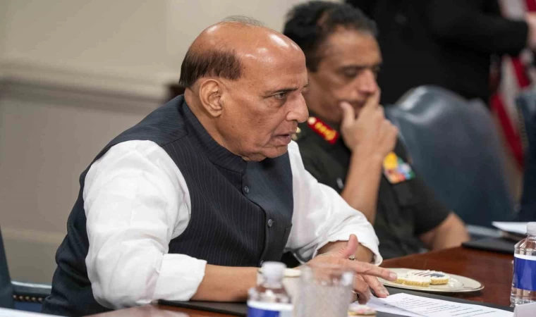 Hindistan: ”Pakistan’ın nükleer silahları IAEA’nın denetimine verilmeli”