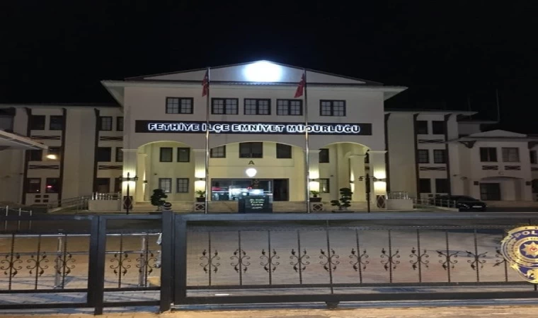 Hırsızlık yaptığı evde ilaç içince yakalandı