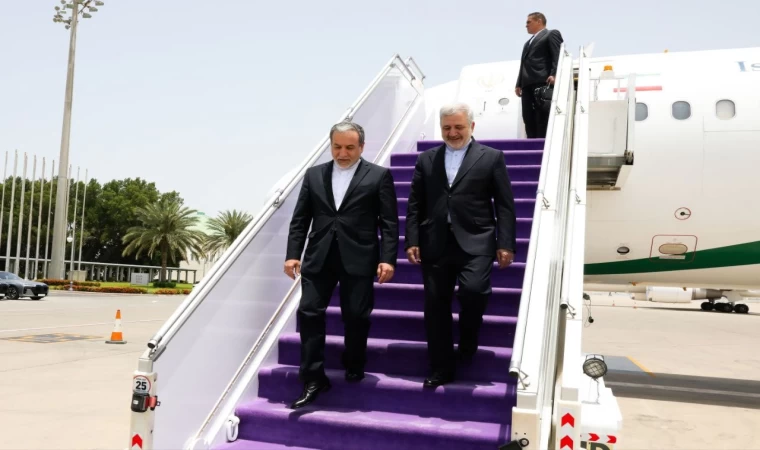 İran Dışişleri Bakanı Arakçi, Cidde’de Suudi mevkidaşı Farhan ile bir araya geldi