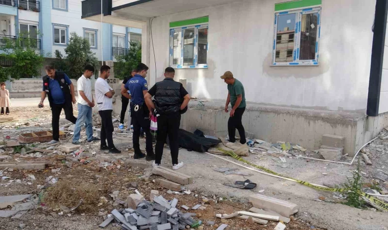 İş görüşmesi için gittiği şantiye önünde ölü bulundu