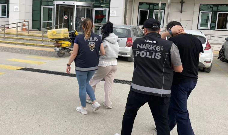 İzmir’in turistik ilçelerinde zehir tacirlerine operasyon