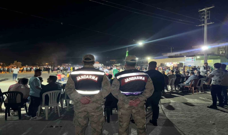 Jandarmadan düğün mesaisi