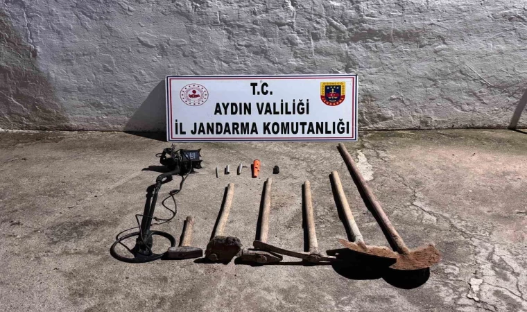 Kaçak kazı yaparken suçüstü yakalandılar