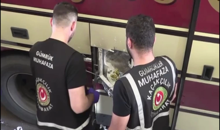 Kapıkule Sınır Kapısı’nda bir otobüste 87 kilo 752 gram uyuşturucu ele geçirildi