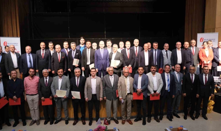 Karaman’da vergi rekortmenleri ödüllendirildi