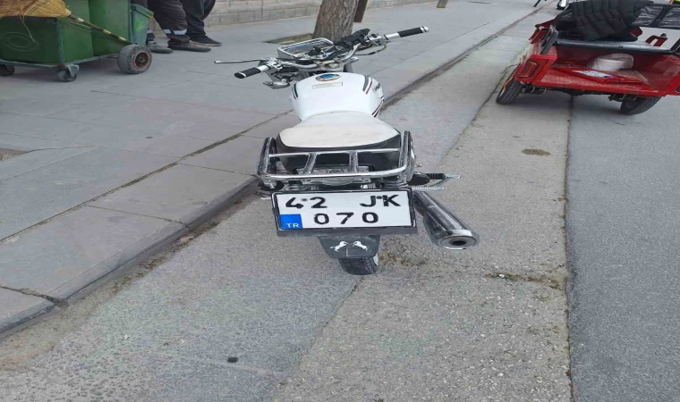 Karapınar’da motosikletler çarpıştı: 3 yaralı